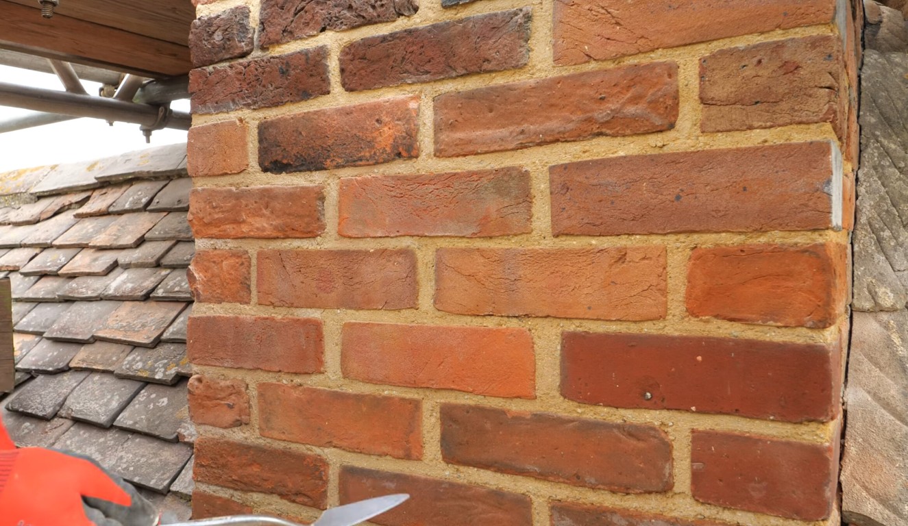 Tuckpointing & Repointing Services in Springfield, IL